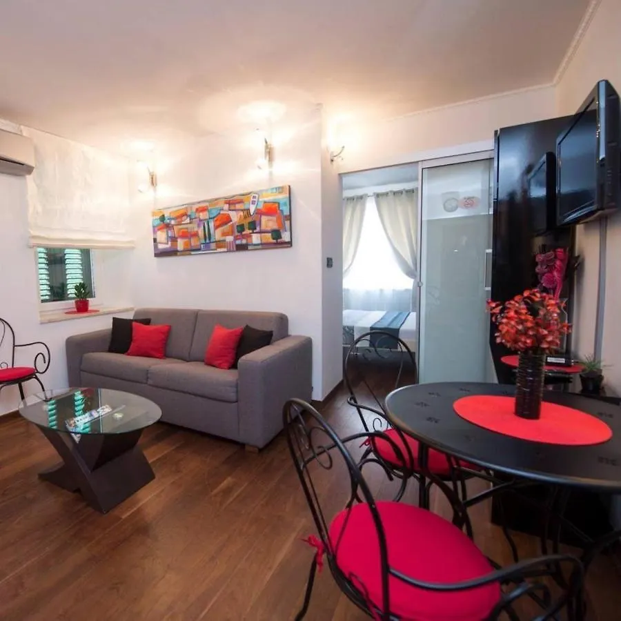 Impeccable 1-Bed Apartment In Center Of Split