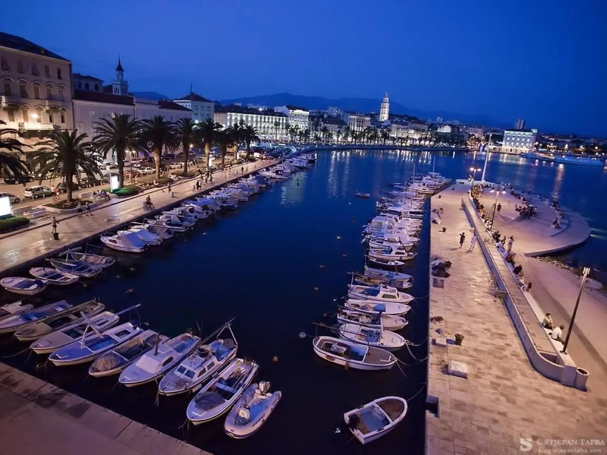 Impeccable 1-Bed Apartment In Center Of Split